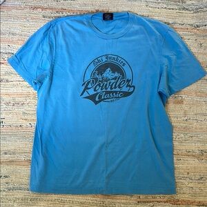 American eagle ski junkie t shirt blue size L